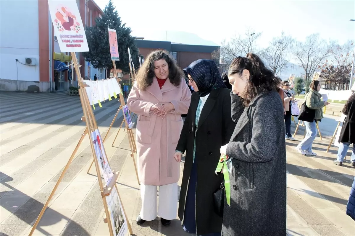 tokat-gaziosmanpasa-universitesinde-cocuk-haklari-sergisi-duzenlendi-mGJ5QutF.jpg